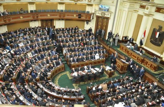   البرلمان يواصل مناقشة «مبدأ» التعديلات الدستورية