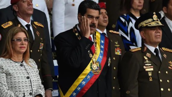   قبل حذفه.. شاهد|| لحظة محاولة اغتيال الرئيس الفنزويلى
