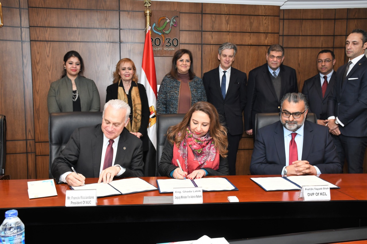   بروتوكولا تعاون مع جامعتى كينجز والأمريكية للانتقال للعاصمة الإدارية
