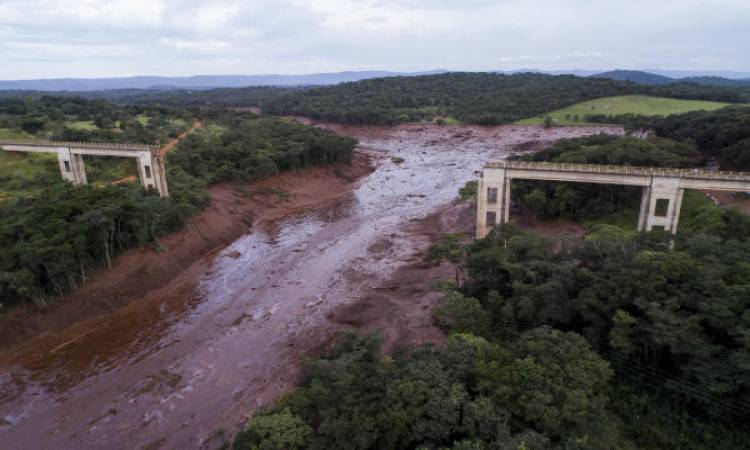   ارتفاع حصيلة ضحايا انهيار سد البرازيل لـ 115 قتيلا