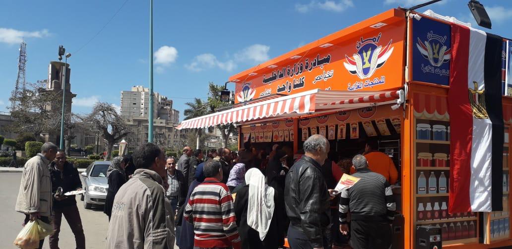   بالفيديو والصور|| افتتاح منافذ «أمان» بالإسكندرية بأسعار مخفضة لمحاربة الغلاء