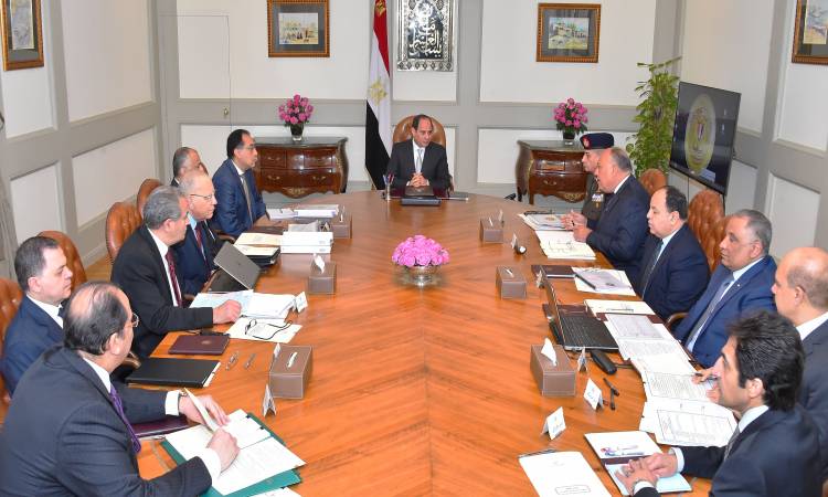   بسام راضى : الرئيس السيسى يجتمع  بعدد من الوزراء  لبحث ضبط الأسواق وحماية المستهلك