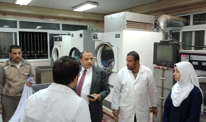   رئيس جامعة بني سويف يحيل أطباء بمستشفى الجامعة للتحقيق