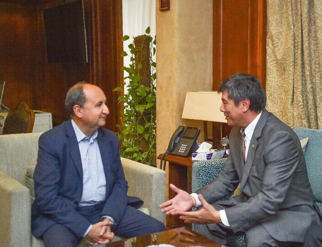   نصار يبحث مع سفير أوزبكستان بالقاهرة تعزيز العلاقات التجارية والاقتصادية المشتركة