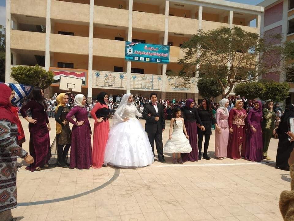   وكيل تعليم القليوبية يوضح حقيقة «حفل الزفاف» داخل مدرسة ثانوى