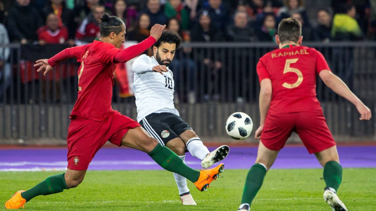   صلاح يعلن موقفه من الانتقال إلى ريال مدريد أو يوفنتوس