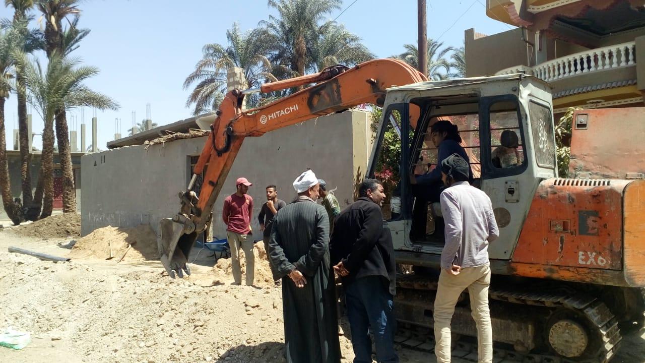   الإسكان : خطة إحلال وتجديد شبكات المياه بـ 19 قرية بمحافظة أسيوط لخدمة 215 ألف مواطن