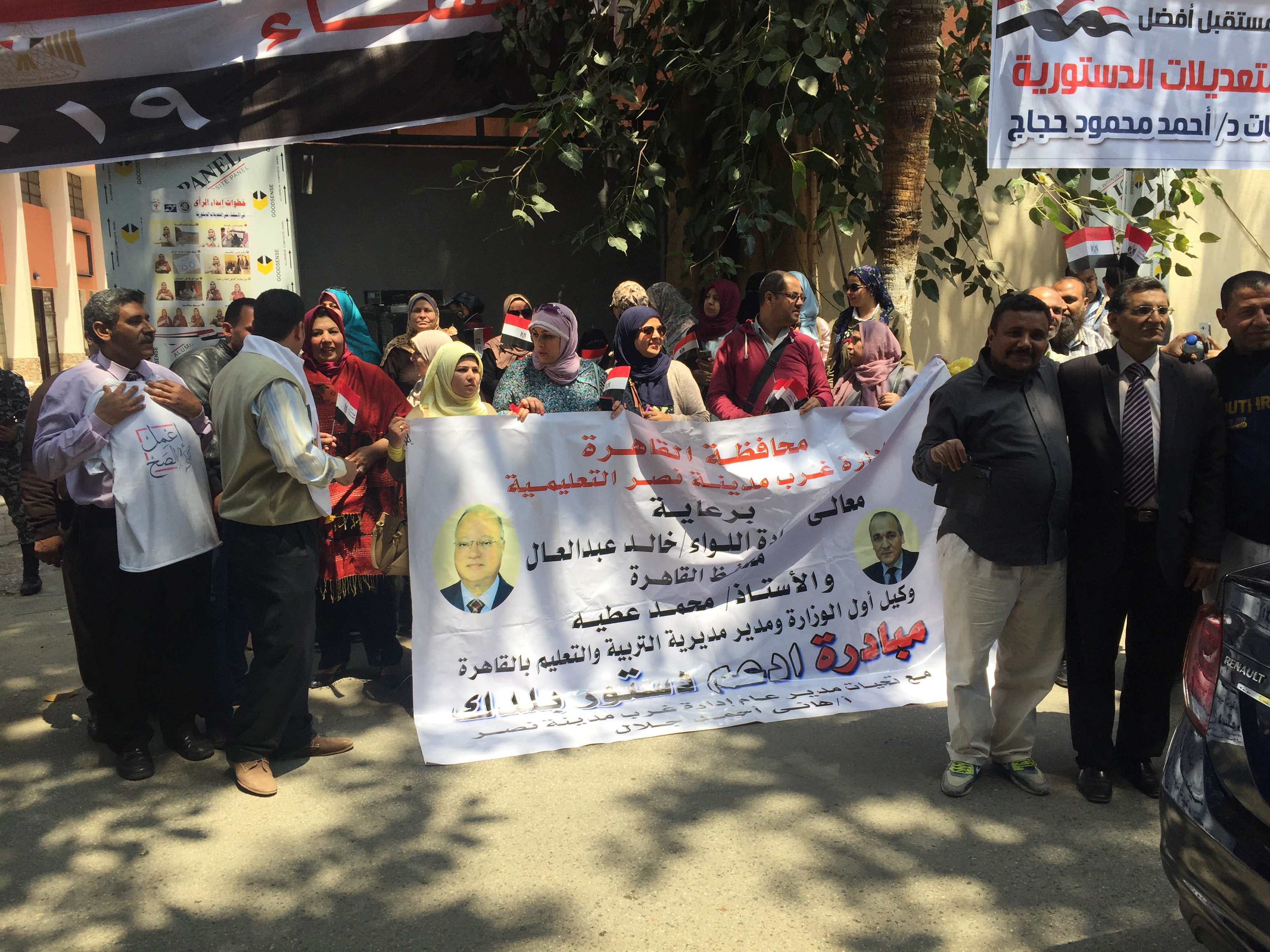   العاملون بمديرية التربية والتعليم بالقاهرة يتوافدون على اللجان الانتخابية