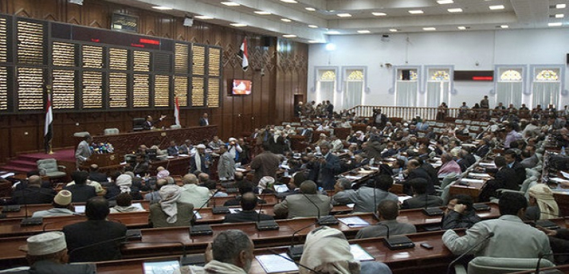   بعد توقف دام 4 أعوام.. انطلاق الجلسة الأولى للبرلمان اليمني في حضرموت