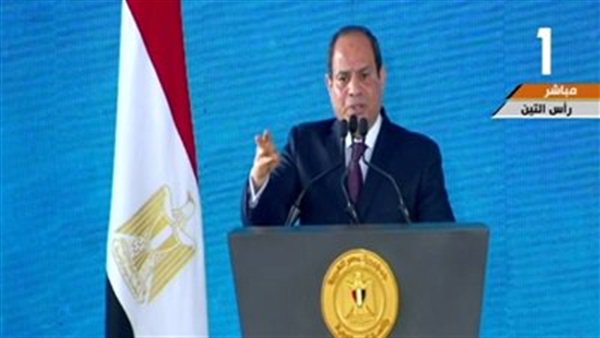   الرئيس السيسى لعمال مصر والمصريين: «أنتم جبرتوا خاطرى» فى ظل ما شهدناه من ملحمة مصرية بالأيام الأخيرة