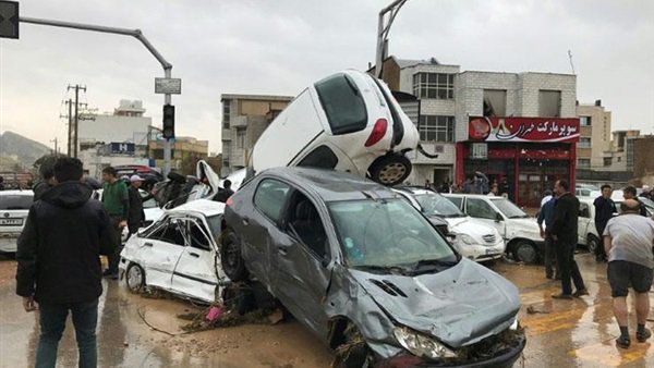   ارتفاع حصيلة ضحايا الفيضانات في إيران إلى 70 قتيلا