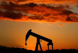   النفط يرتفع للذروة في 2019 بدعم نمو الصين وتراجع مخزون أمريكا