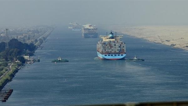   حمولة 4.8 مليون طن.. عبور 60 سفينة قناة السويس اليوم 