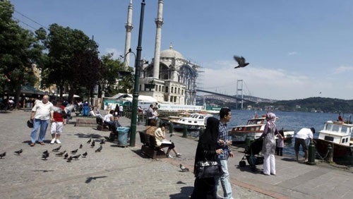   أنقرة: تراجع الإقبال العربي والعالمي على السياحة التركية