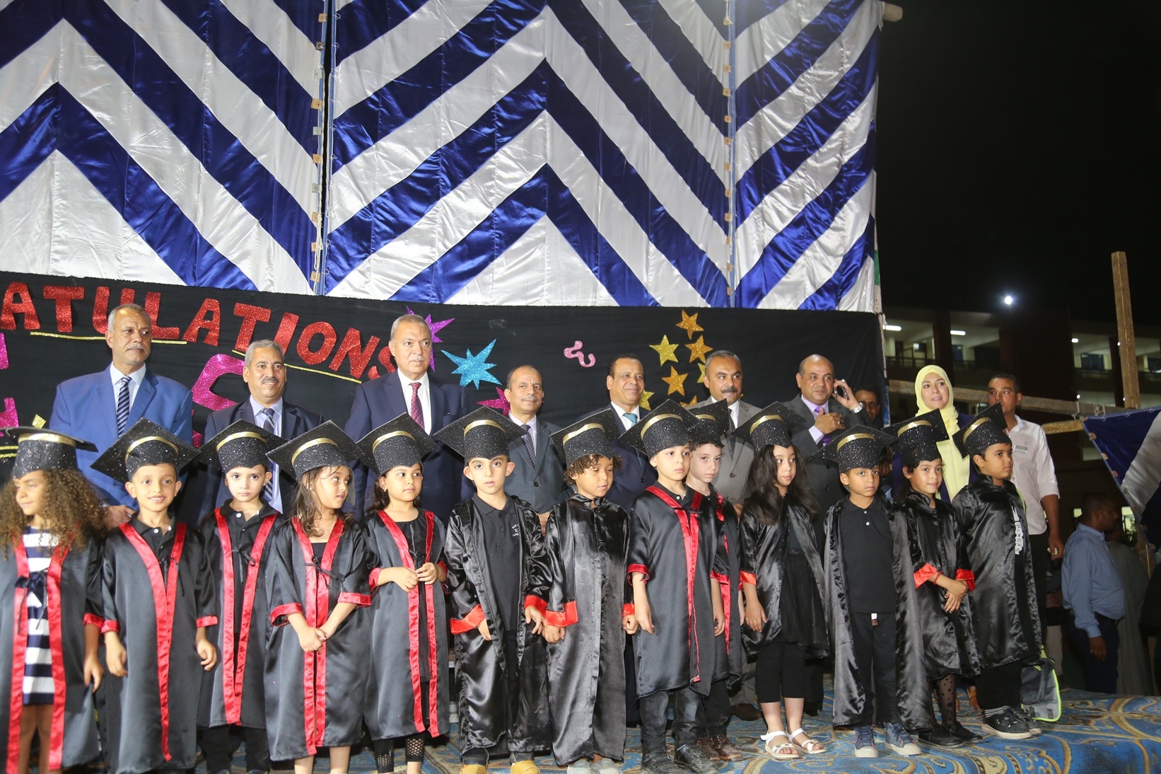   صور|| محافظ قنا يشهد حفل ختام الأنشطة الطلابية بالمدرسة المصرية اليابانية