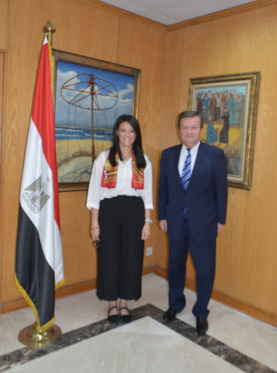  السياحة: تستقبل السفير الأوكرانى الجديد بالقاهرة لمناقشة أوجه التعاون بين البلدين في مجال السياحة