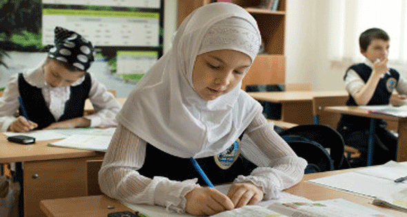   النمسا تحظر ارتداء الحجاب للفتيات  فى المدارس الابتدائية