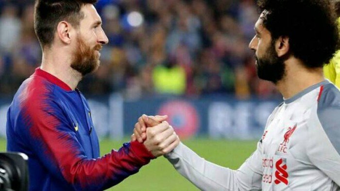 برشلونة يشيد بأداء محمد صلاح