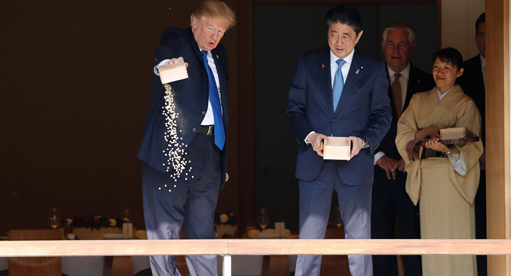   ترامب أول ضيف رسمى يزور إمبراطور اليابان الجديد.. ويحضر مباراة فى «السومو»