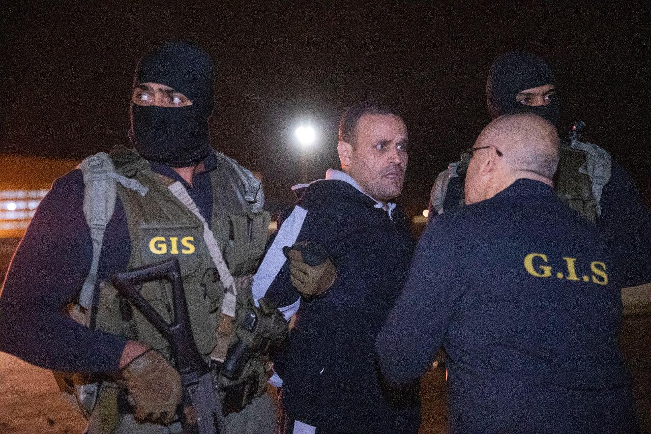   من هو هشام عشماوي الإرهابى الخطير الذي تسلمته السلطات المصرية ؟