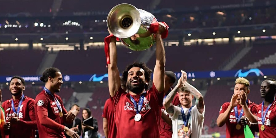 صور| احتفالات ليفربول بكأس أبطال أوروبا لم تنته فى يوم إستثنائى