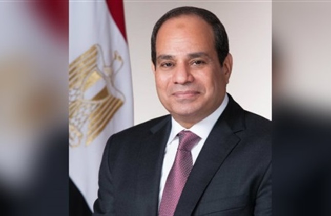   رئيس جامعة كفر الشيخ يهنئ رئيس الجمهورية بعيد الفطر