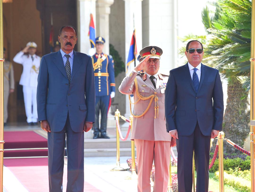   الرئيس السيسى يستقبل رئيس إريتريا بقصر الإتحادية