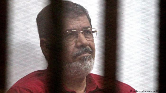   عاجل || وفاة محمد مرسى أثناء حضوره لجلسة محاكمته فى قضية التخابر