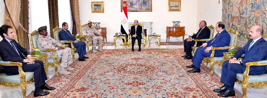  الرئيس السيسى يستقبل نائب رئيس المجلس العسكري الانتقالي السوداني