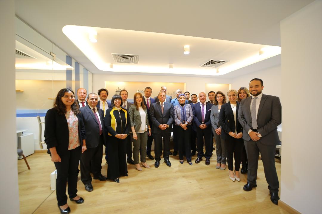   البنك الأهلي المصري يفتتح مركزًا جديدًا لخدمات تطوير الأعمال بالعاشر من رمضان