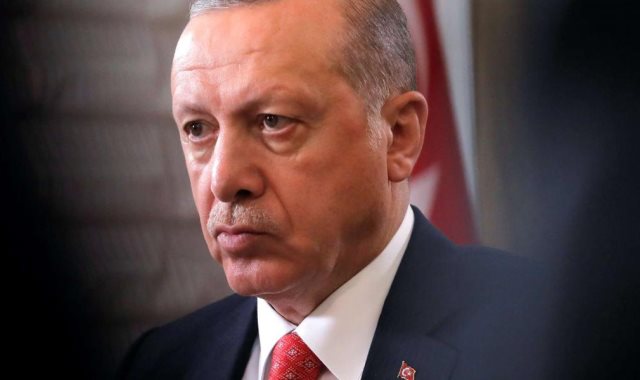   وكالة بلومبرج: تركيا على أبواب انهيار اقتصادي