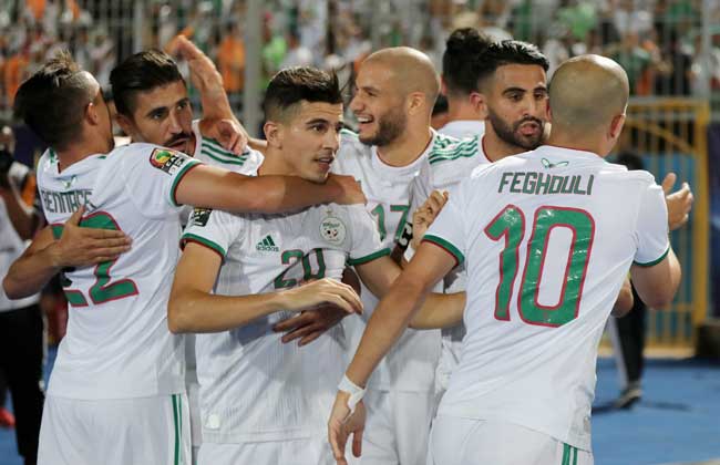   الجزائر يتعادل مع زيمبابوى ويخطف بطاقة التأهل لأمم أفريقيا