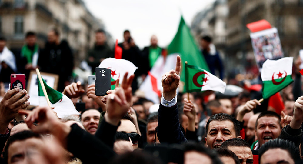   الجزائر على صفيح ساخن.. الرئيس المؤقت انتهت ولايته ومطالب باستعجال الانتخابات الرئاسية| شاهد