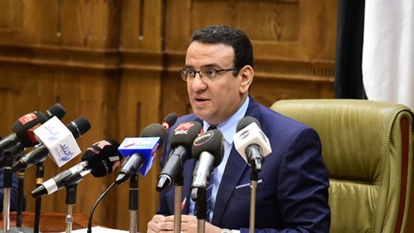   متحدث البرلمان : أكاذيب وسموم قناة الخنزيرة القطرية ضد الجيش المصرى مكانها سلة المهملات 