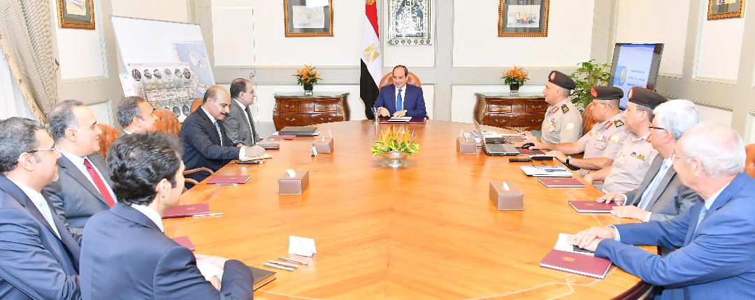   الرئيس السيسى يجتمع مع رئيس الهيئة الهندسية للقوات المسلحة
