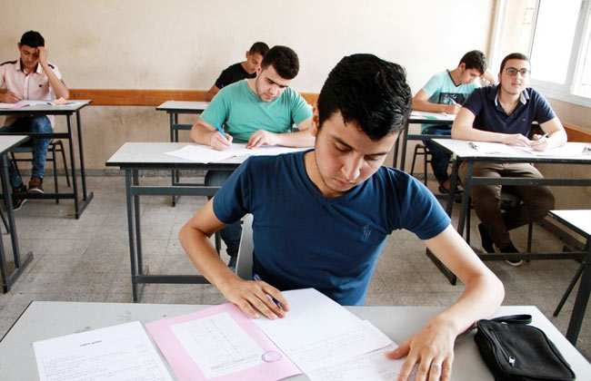   انطلاق امتحانات اللغة الأجنبية الثانية والتربية الوطنية لطلاب الثانوية العامة
