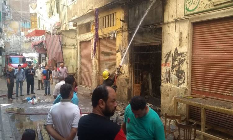   الحماية المدنية تسيطر على حريق بورشة أحذية في الإسكندرية