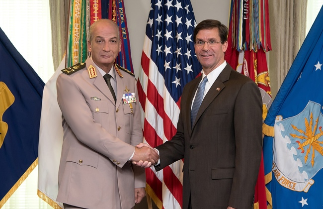   وزير الدفاع يعود إلى أرض الوطن بعد زيارة رسمية إلى الولايات المتحدة
