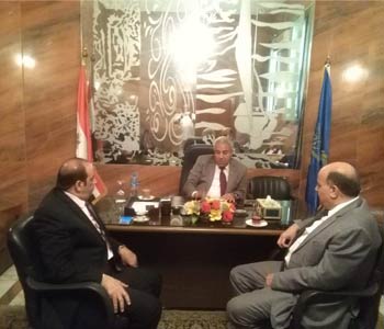  محافظ أسوان يطالب الشركة المصرية للإتصالات لتقوية خدمات الإتصالات والإنترنت فى المواقع السياحية