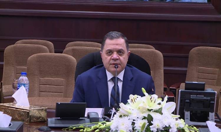    وزير الداخلية يهنئ الرئيس السيسى بمناسبة العام الهجرى الجديد