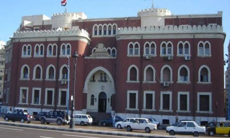    يحدث بجامعة الإسكندرية .. أستاذة تتسبب في رسوب طلاب بكلية التجارة