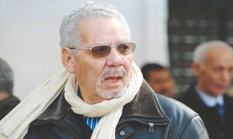   عاجل| القضاء العسكري الجزائري يصدر أمرا بالقبض على وزير الدفاع الأسبق بتهمة التآمر