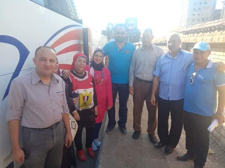   العشرات من أهالي دمياط بمشاركة حزب مستقبل وطن يتوجهون فجر اليوم إلى القاهرة لتحية الرئيس السيسي