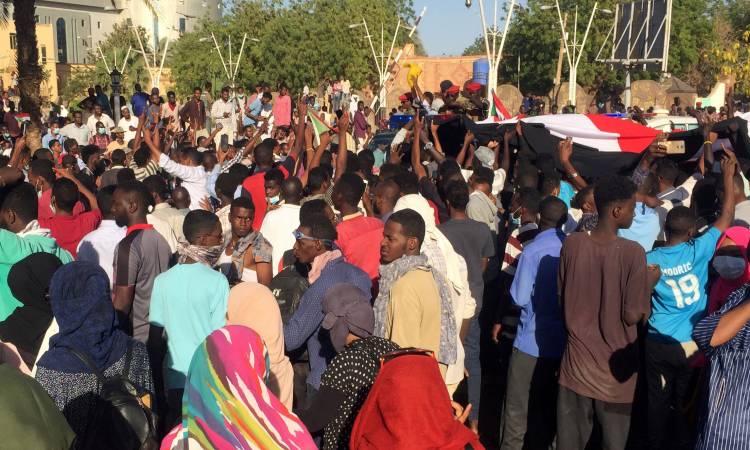   توقيع بيان مشترك فى القاهرة لتحقيق السلام فى السودان