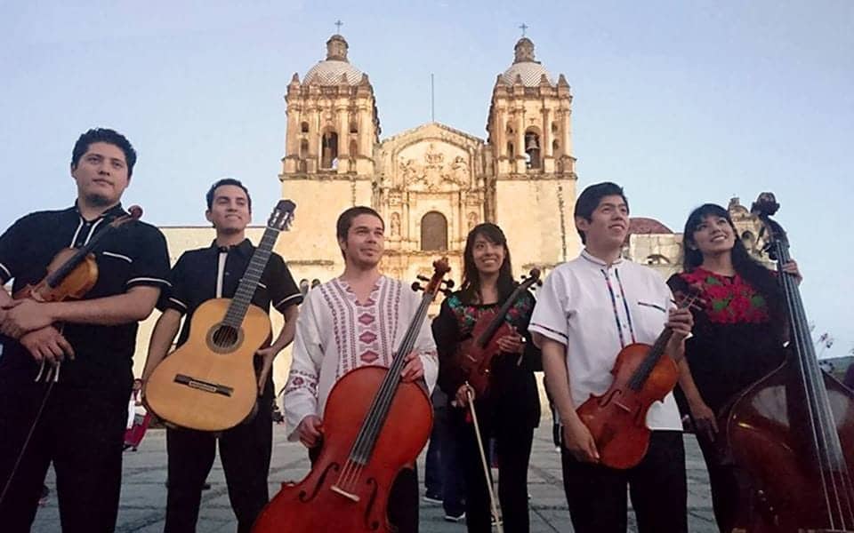   «المكسيك» تحتفل بعيدها الوطني في الأوبرا