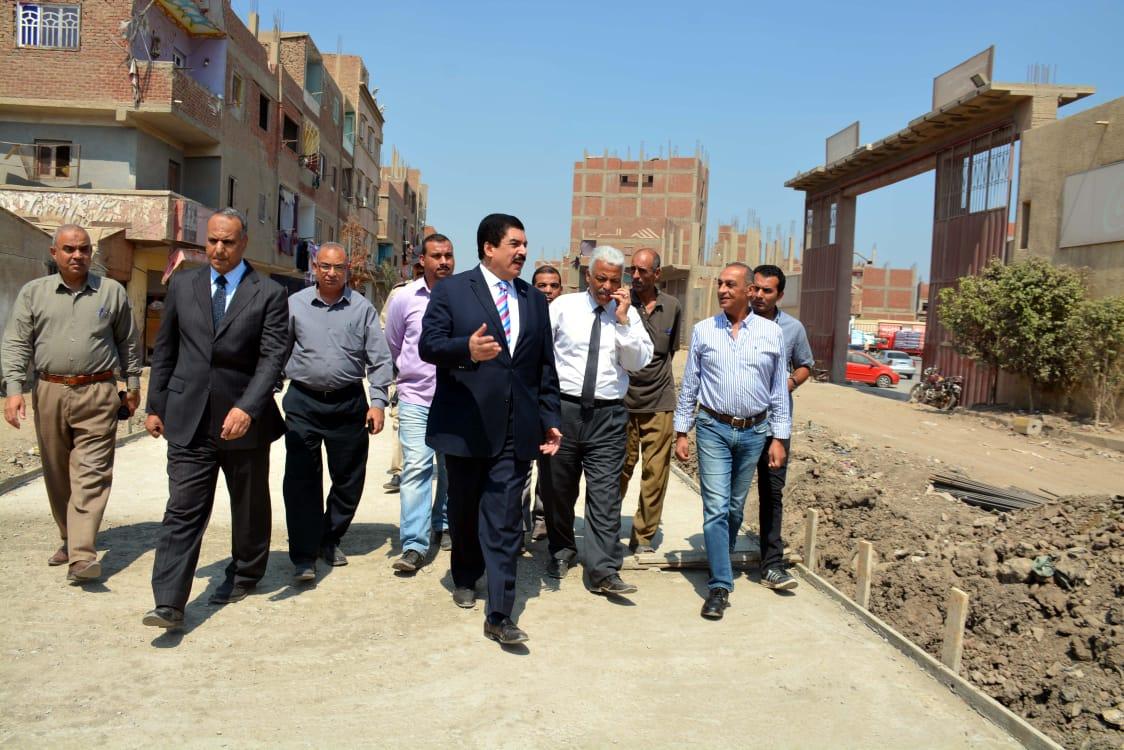   محافظ القليوبية يتفقد طريق محور الباسوسية بالقناطر الخيرية لدفع الأعمال وتسليم الطريق لإفتتاحه