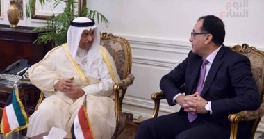    رئيس الوزراء ونظيره الكويتي يشهدان توقيع اتفاقيتين لتمويل المرحلة الثانية من برنامج تنمية سيناء
