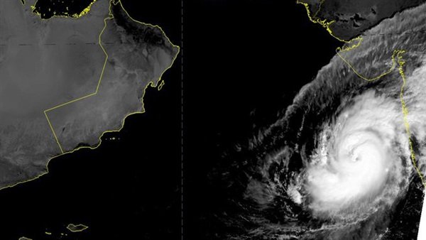   شاهد|| بدء تحرك الإعصار المدمر شرق بحر العرب متجها لـ«سلطنة عمان»