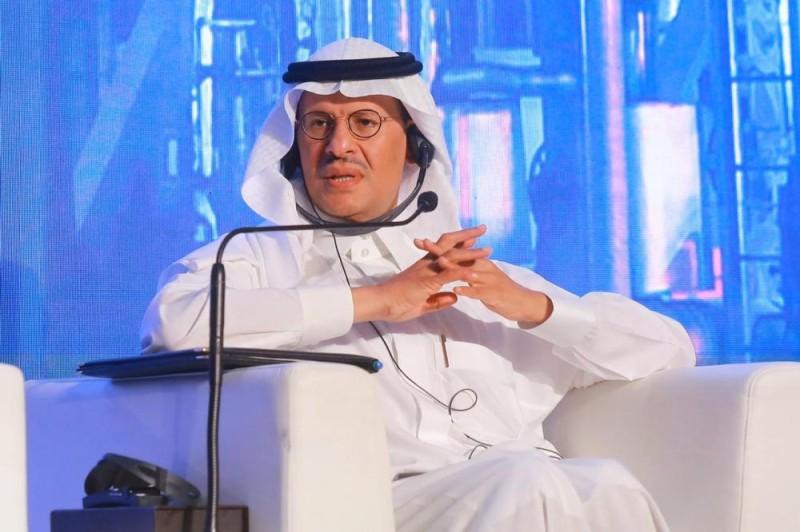   وزير الطاقة السعودي: تذبذب بأسواق النفط لزيادة العرض والطلب