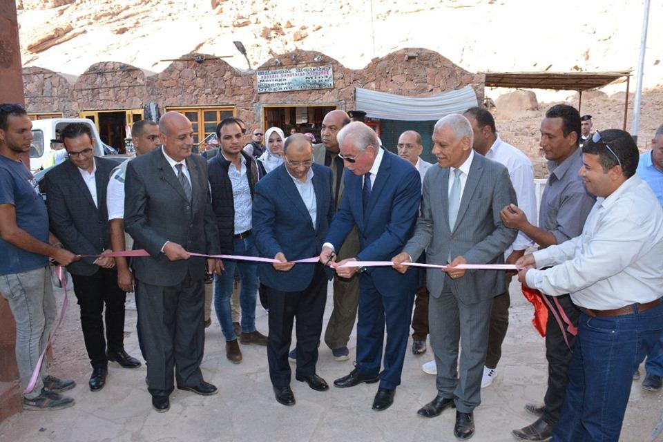   وزير التنمية المحلية ومحافظ جنوب سيناء يفتتحان المرحلة الأولى من تطوير منطقة دير سانت كاترين